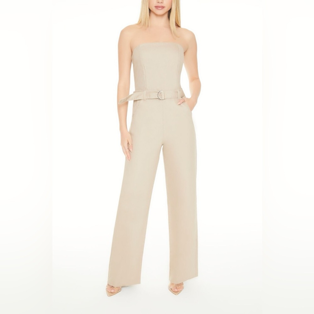NWT FOREVER 21  STRAPLESS BELTED DENIM JUMPSUIT small